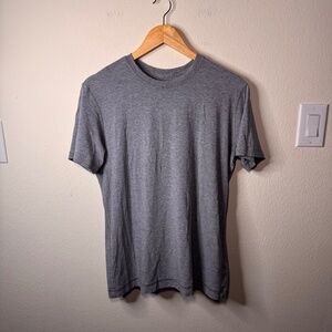 Lululemon Performance T-Shirt Men's MD Grey Athleisure Activewear